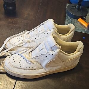 Nike Court Vision Low